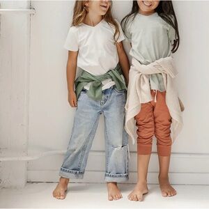Kids Levi’s 569 denim jeans sizes 4 reg